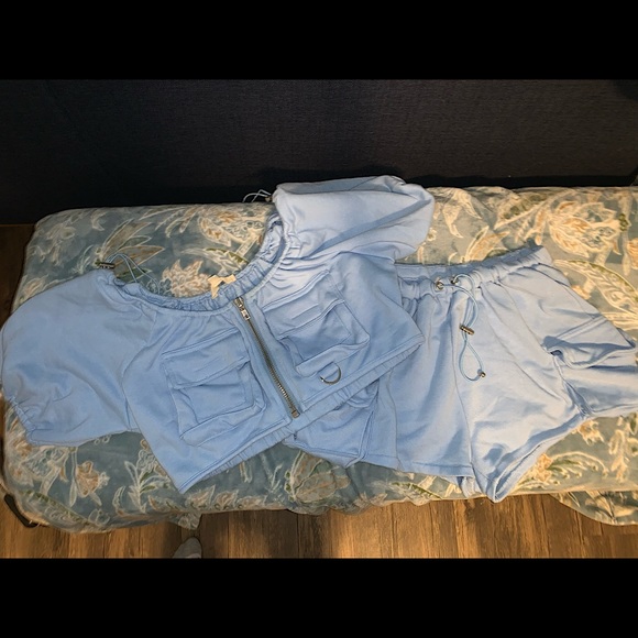 Utility style short set - Picture 2 of 2